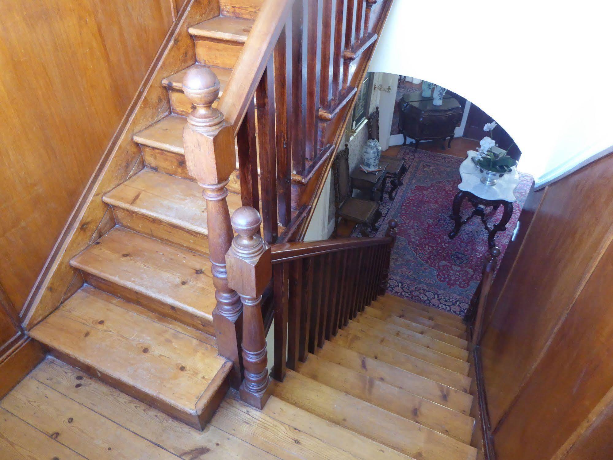 Airlies Historical Guest House Монтегю Экстерьер фото